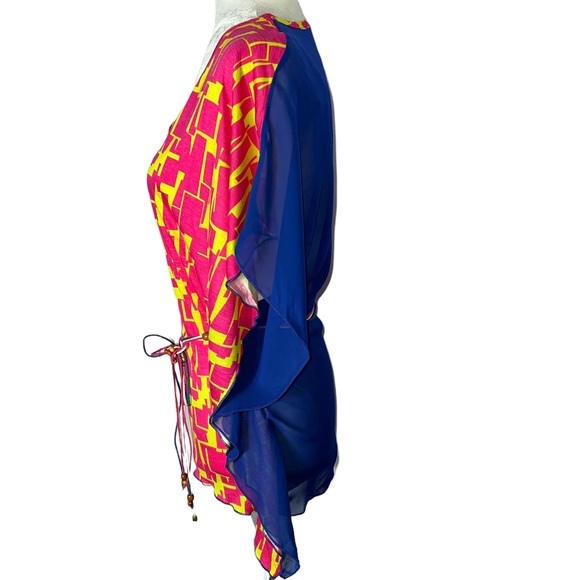 Bright Stylish Blouse - Picture 2 of 11